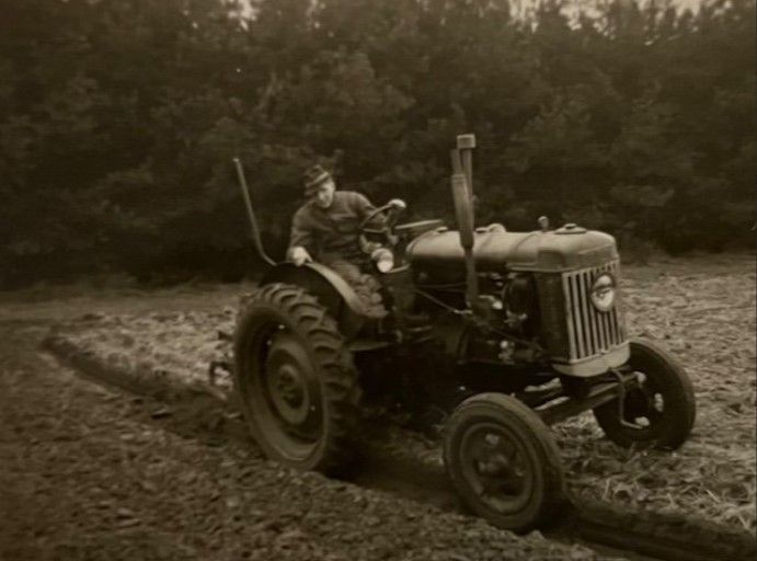 Onze tractoren door de jaren heen